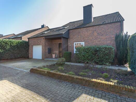 Einfamilienhaus zum Kauf 330.000 € 4 Zimmer 119 m² 589 m² Grundstück Greven 48268
