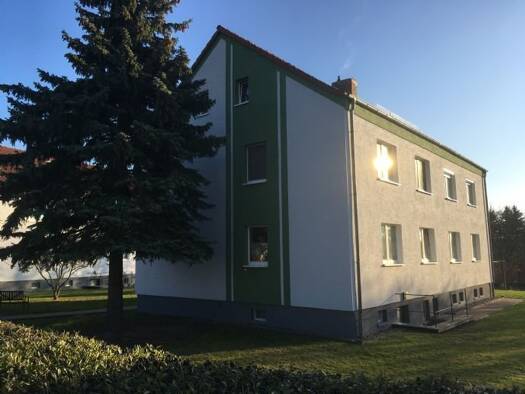 Wohnung zur Miete 288 € 2 Zimmer 48 m² EG frei ab sofort Nordhäuser Straße 63 Greußen 99718