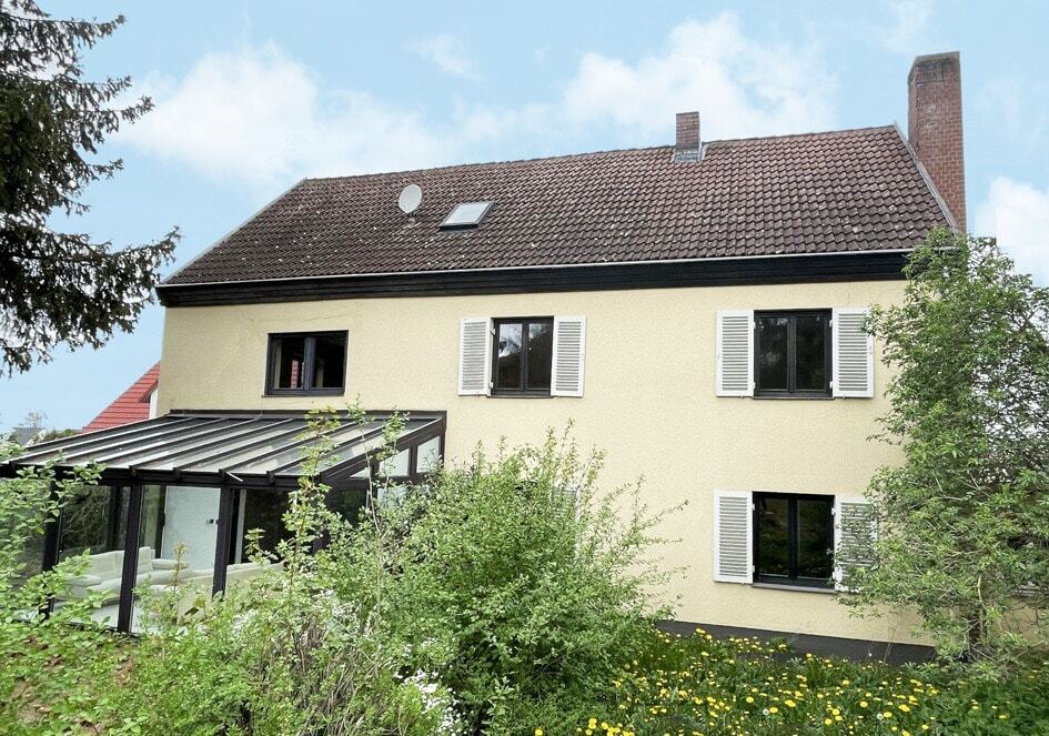 Einfamilienhaus zum Kauf 380.000 € 7 Zimmer 166 m²<br/>Wohnfläche 1.427 m²<br/>Grundstück ab sofort<br/>Verfügbarkeit Weißenburg Weißenburg 91781