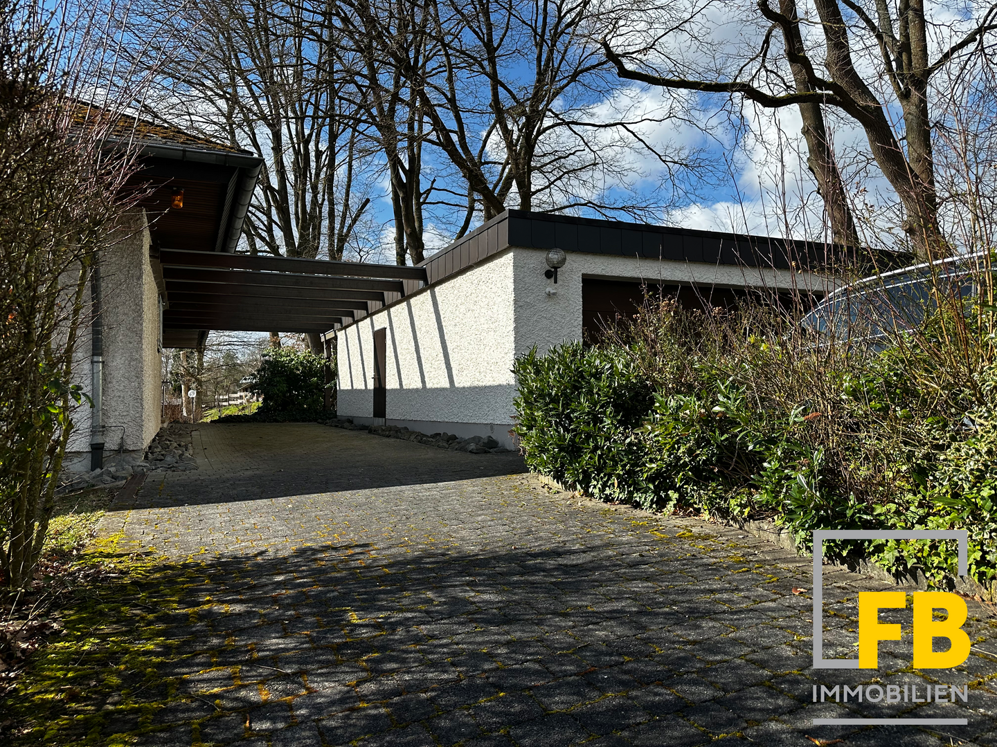 Immobilie in Eichenzell - Außergewöhnliche Villa mit parkähnlichem Grundstück – großzügiges Anwesen in Eichenzell-Lütter bei Fulda - Bild 0