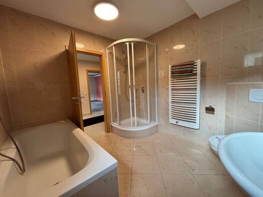 Wohnung zur Miete 660 € 2 Zimmer 72 m² frei ab sofort Hersvelder Straße 48 Althen-Kleinpösna Leipzig 04319