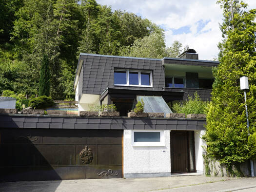 Villa zum Kauf 650.000 € 9 Zimmer 220 m² 750 m² Grundstück Pfeffingen Albstadt 72459
