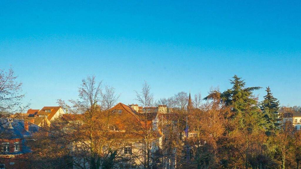 Wohnung zum Kauf 90.000 € 2 Zimmer 47 m² 2. Geschoss Pirna 01796