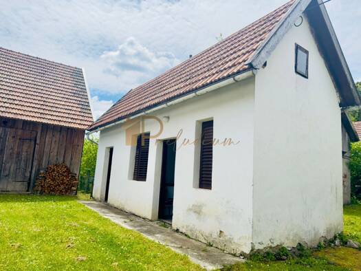 Doppelhaushälfte zum Kauf 59.000 € 3 Zimmer 1.050 m² Grundstück Skrad 51311