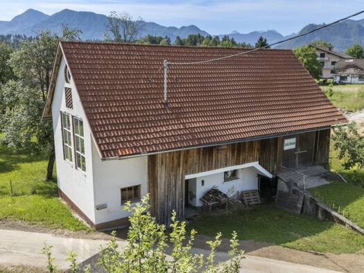 Haus zum Kauf 180.000 € 3,5 Zimmer 139 m² 879 m² Grundstück Sittersdorf 9133