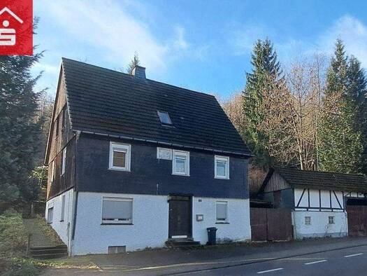 Mehrfamilienhaus zum Kauf 105.000 € 8 Zimmer 185 m² 1.000 m² Grundstück Oedingen Lennestadt 57368