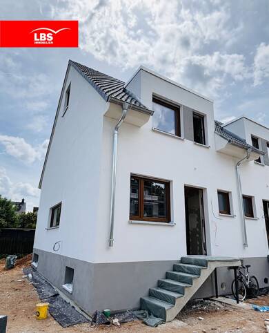 Reihenendhaus zum Kauf - Neubau 632.300 € 4 Zimmer 107 m² 236 m² Grundstück frei ab 31.12.2025 Fechenheimer Weg 77 Bischofsheim Maintal 63477