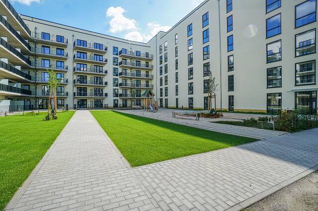 Property thumbnail 2