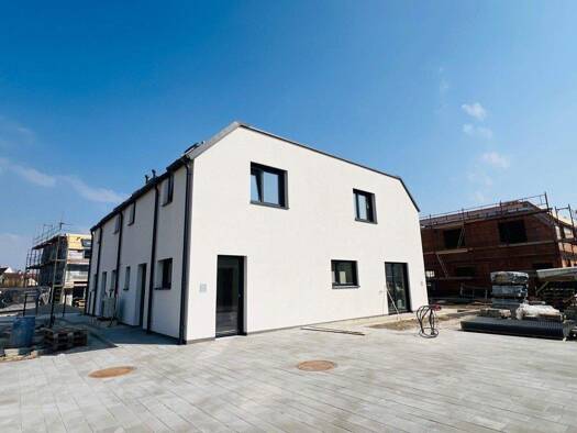 Doppelhaushälfte zum Kauf provisionsfrei 450.000 € 5 Zimmer 119,9 m² Margeritenweg 12b Guntramsdorf 2353