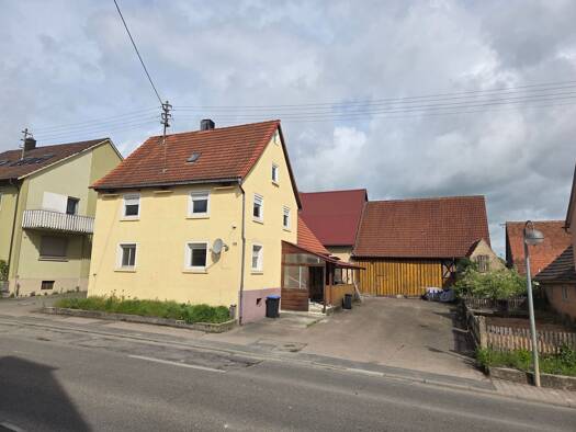 Einfamilienhaus zum Kauf 229.000 € 8 Zimmer 145 m² 1.494 m² Grundstück Hengstfeld Wallhausen 74599