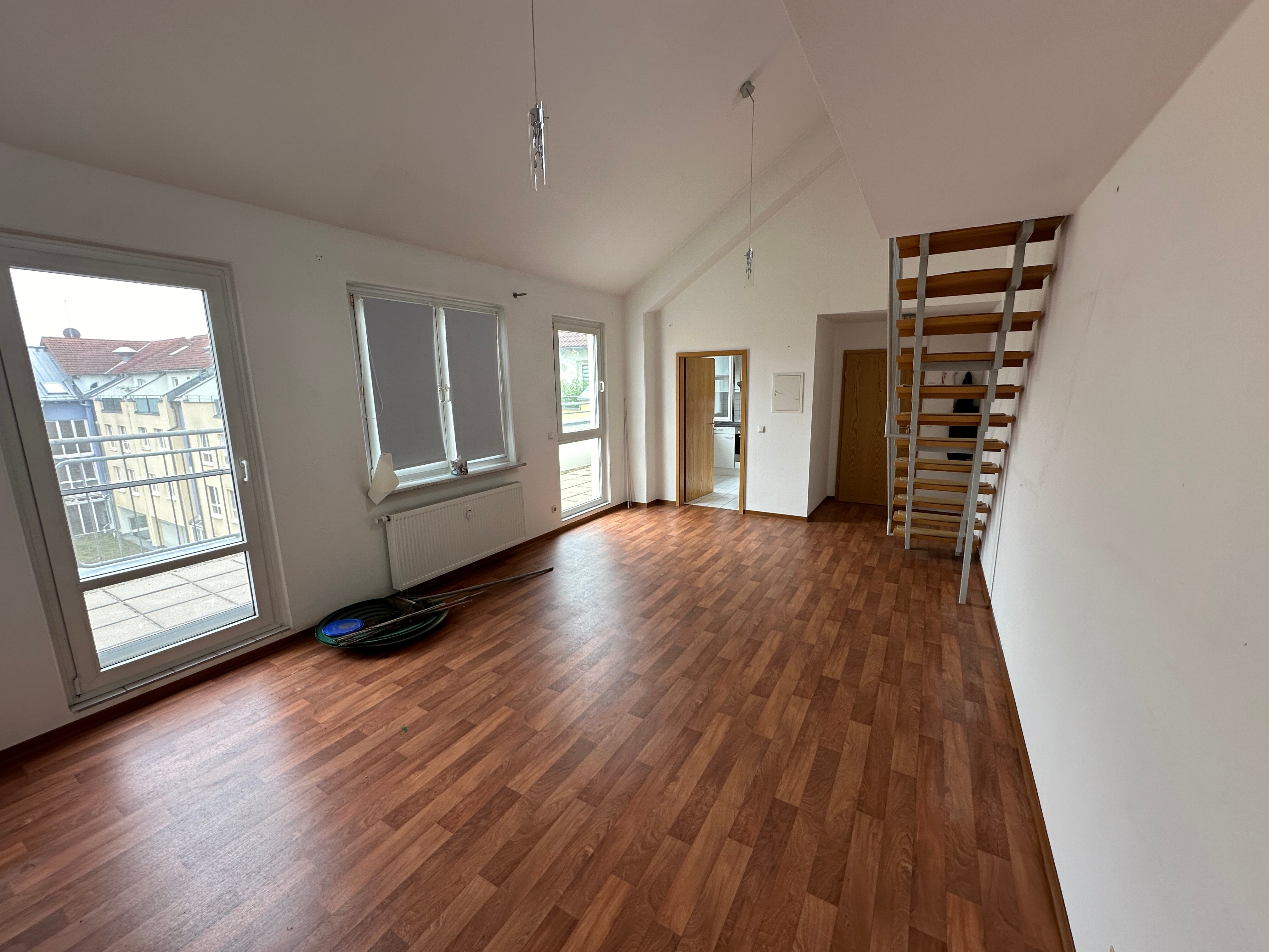 Wohnung zur Miete 750 € 5 Zimmer 125 m²<br/>Wohnfläche 4.<br/>Geschoss ab sofort<br/>Verfügbarkeit Am Klemmberg 5 Weißenfels Weißenfels 06667