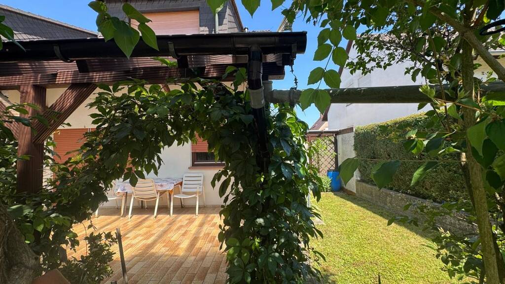 Mehrfamilienhaus zum Kauf 657.000 € 10 Zimmer 274,4 m² 653 m² Grundstück frei ab sofort Stettfeld Ubstadt-Weiher 76698