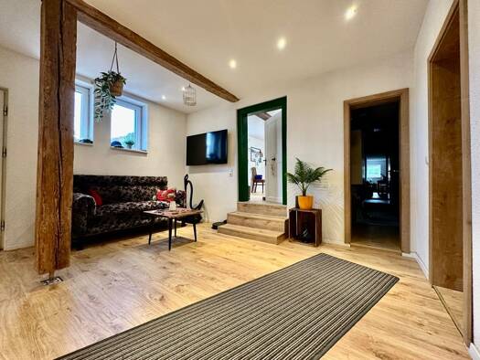 Haus zum Kauf 11 Zimmer 408 m² 1.519 m² Grundstück Hohleborn Floh-Seligenthal / Hohleborn 98593