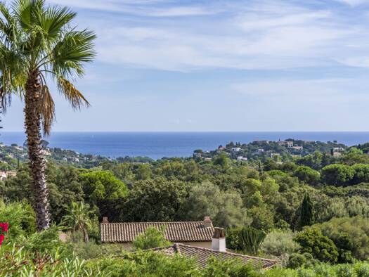 Einfamilienhaus zum Kauf 1.199.000 € 120 m² 1.200 m² Grundstück Sud Cavalaire-sur-Mer 83240