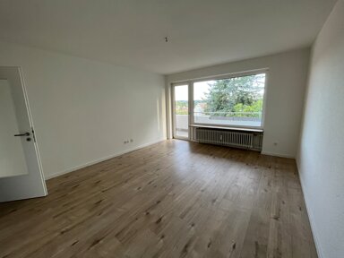 Wohnung zur Miete 700 € 2 Zimmer 60 m² 3. Geschoss frei ab sofort Nürnberger Straße Lauf rechts Lauf an der Pegnitz 91207