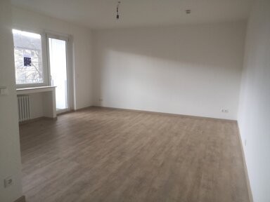 Wohnung zur Miete 715 € 3 Zimmer 77 m² 3. Geschoss frei ab 01.02.2025 Kaiserswerther Str. 101 Wanheim - Angerhausen Duisburg 47249