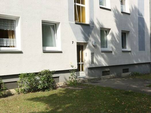 Wohnung zur Miete 710 € 4 Zimmer 74,5 m² 2. Geschoss frei ab sofort Tile-Hagemann-Str. 7 Uelzen 29525
