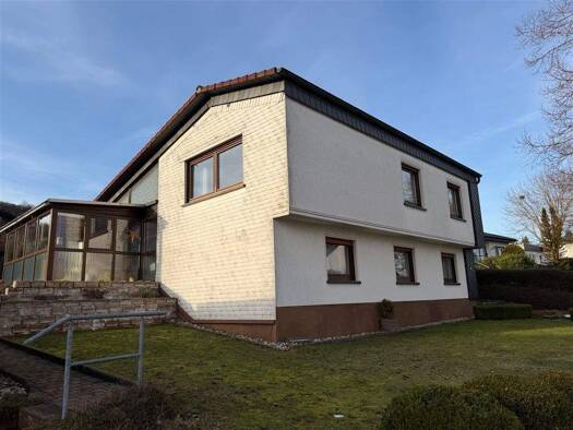 Einfamilienhaus zum Kauf 285.000 € 6 Zimmer 136 m² 1.000 m² Grundstück frei ab sofort Rennerod Rennerod , Westerw 56477
