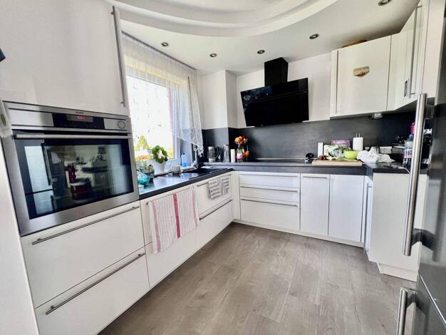 Maisonette zum Kauf 330.000 € 5 Zimmer 200 m² 1. Geschoss Holzminden 37603