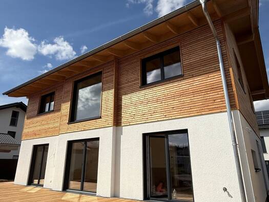 Einfamilienhaus zur Miete 3.465 € 6,5 Zimmer 165 m² 600 m² Grundstück frei ab sofort Großhelfendorf Aying 85653