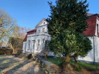 Mehrfamilienhaus zum Kauf als Kapitalanlage geeignet 800 m² 19.000 m² Grundstück Pentin Gützkow 17506