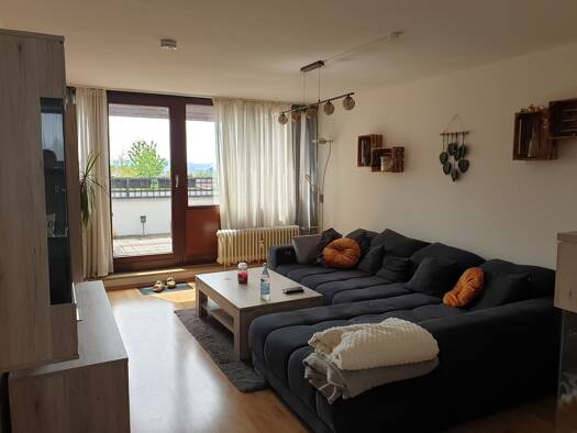 Wohnung zum Kauf 255.000 € 2,5 Zimmer 72,7 m² 4. Geschoss Pilziggrundstr. 62 Lengfeld Würzburg 97076
