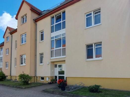 Wohnung zur Miete 450 € 3 Zimmer 75 m² 1. Geschoss Apotheker-Herb-Straße 1 Lommatzsch Lommatzsch 01623