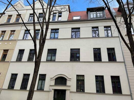 Wohnung zum Kauf als Kapitalanlage geeignet 114.900 € 2 Zimmer 69,1 m² Lutherplatz Halle (Saale) 06110