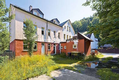 Wohn- und Geschäftshaus zum Kauf als Kapitalanlage geeignet 329.000 € 12 Zimmer 539 m² 830 m² Grundstück Brunndöbra Klingenthal/Sachsen 08248