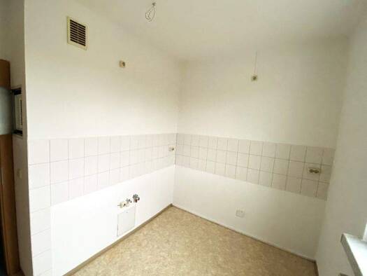 Wohnung zur Miete 354 € 3 Zimmer 60,1 m² 2. Geschoss R.-Luxemburg-Str. 56 Schipkau 01993