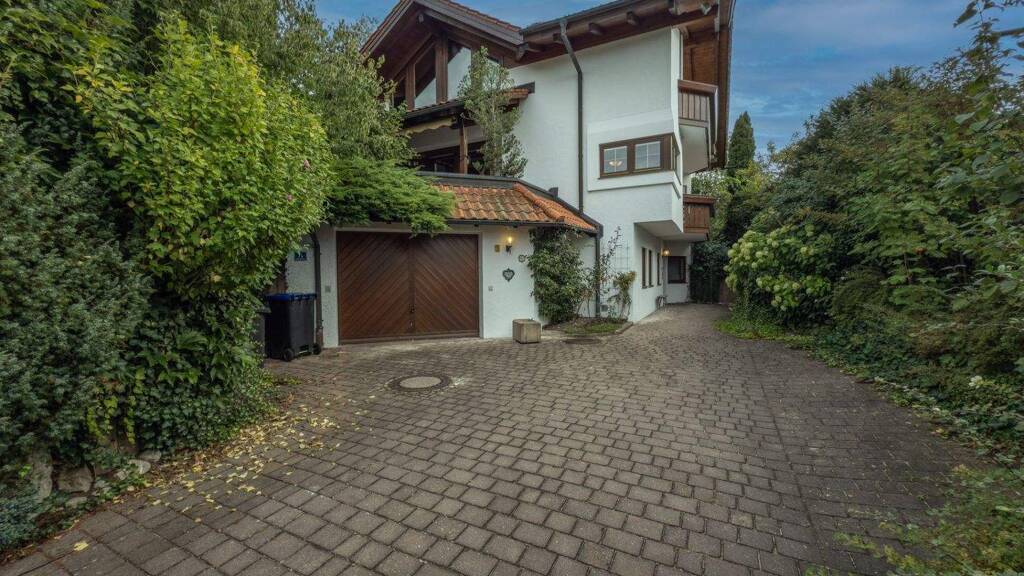 Einfamilienhaus zum Kauf 1.350.000 € 7 Zimmer 180 m² 655 m² Grundstück Chieming 83339