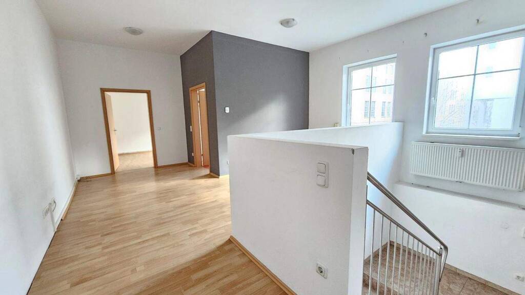 Bürofläche zur Miete 460 € 3 Zimmer 97 m² Bürofläche Leopold-Werndl- Straße 25a Sarning Steyr 4400