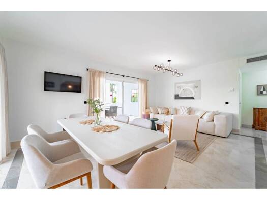 Wohnung zum Kauf 675.000 € 3 Zimmer 185 m² 1. Geschoss >Urbanizacion Benamara > Estepona 29688