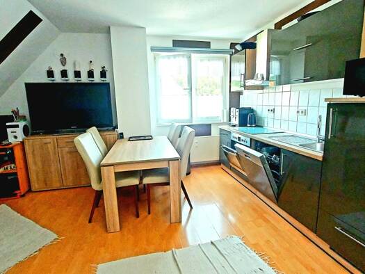 Wohnung zur Miete 550 € 2 Zimmer 75 m² Geschoss 3/4 frei ab 01.03.2026 Wolfershausen Felsberg 34587