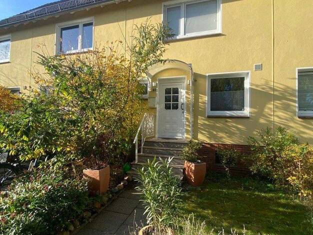 Reihenmittelhaus zum Kauf provisionsfrei 389.000 € 7 Zimmer 110 m² 178 m² Grundstück Winsen 21423