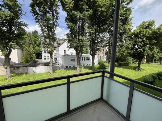 Wohnung zur Miete 399 € 3 Zimmer 65 m² Geschoss 1/2 frei ab sofort Grenzgraben 18 Bernsdorf Bernsdorf 09126
