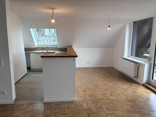Wohnung zur Miete 890 € 2 Zimmer 65 m² Geschoss 1/2 frei ab sofort Weende Göttingen 37077