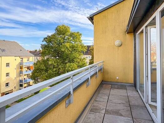 Wohnung zur Miete 419 € 2 Zimmer 69,2 m² 4. Geschoss Heinrich-Heine-Straße 56 a Pölbitz Zwickau 08058