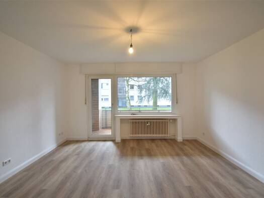 Wohnung zur Miete 950 € 4 Zimmer 82 m² 1. Geschoss frei ab sofort Obere Holtener Straße 56a Röttgersbach Duisburg 47167