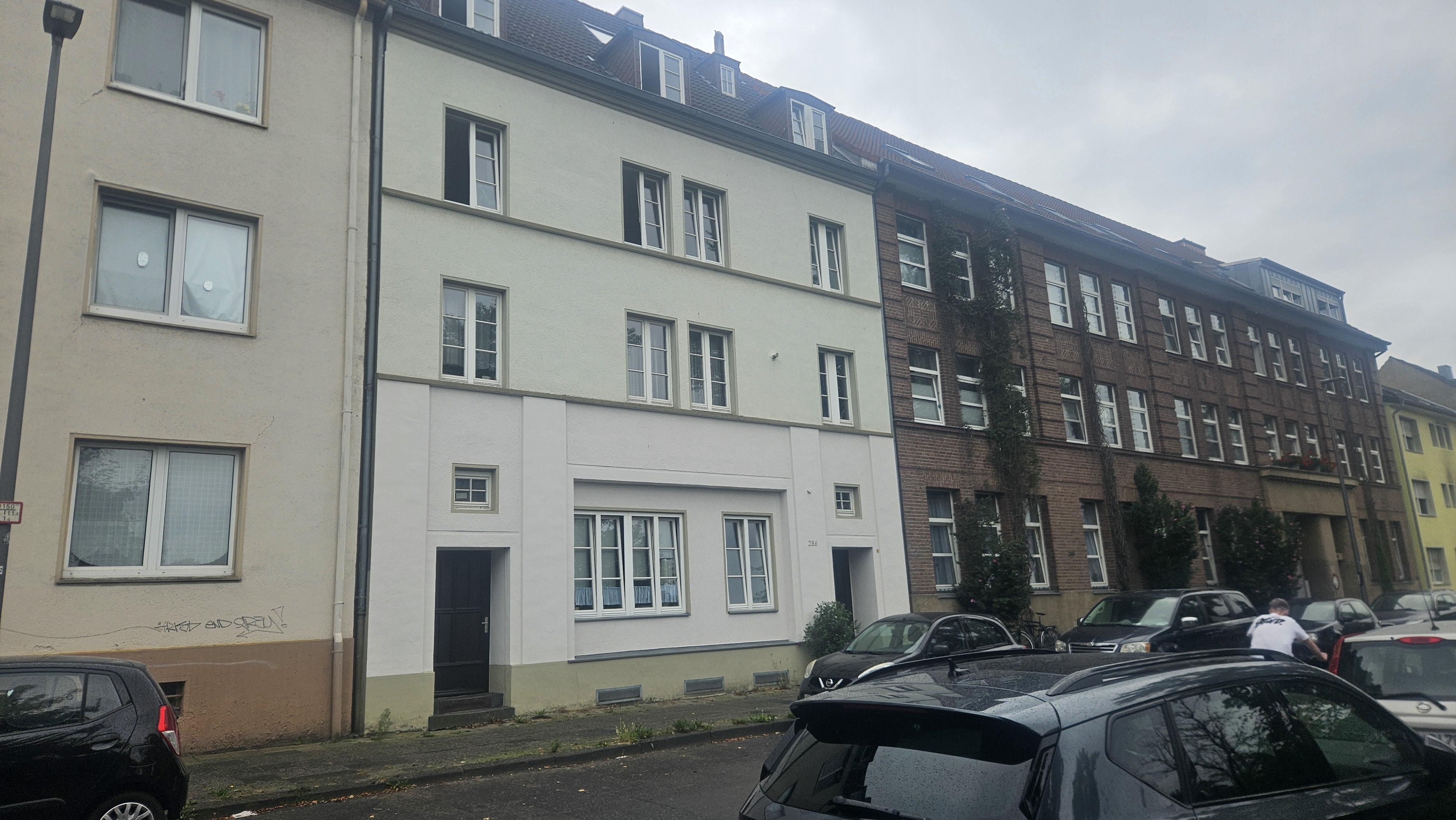 Mehrfamilienhaus zum Kauf 699.000 € 18 Zimmer 570 m²<br/>Wohnfläche 440 m²<br/>Grundstück ab sofort<br/>Verfügbarkeit Inrath Krefeld 47803