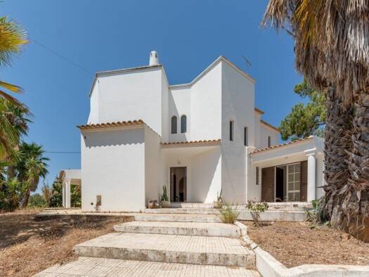 Haus zum Kauf 645.000 € 4.120 m² Grundstück Moncarapacho e Fuseta 8700