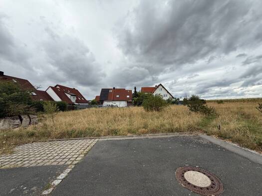 Grundstück zum Kauf 220.000 € 556 m² Grundstück Buchleithe 63 Falkendorf Aurachtal 91086