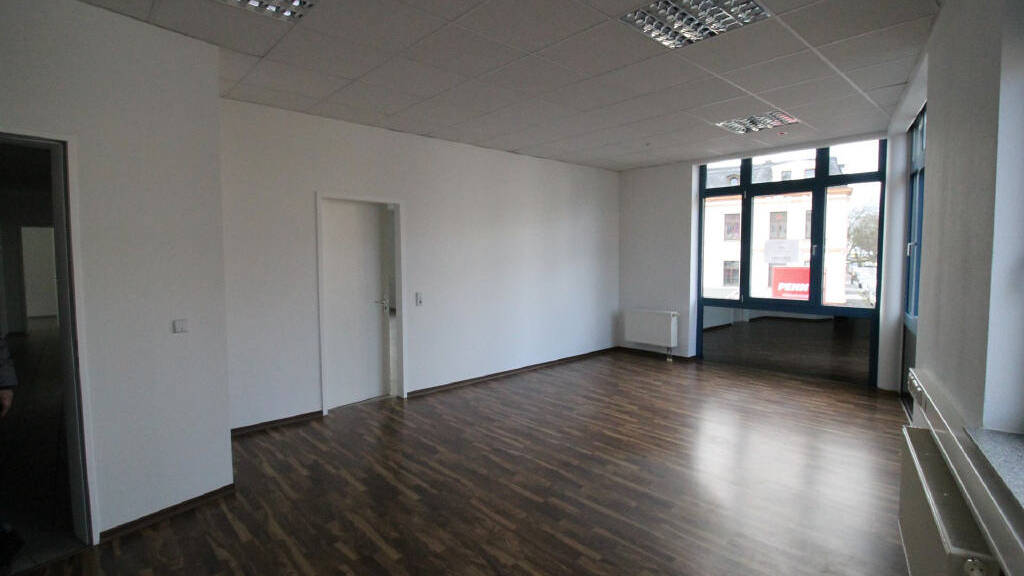 Praxisfläche zur Miete provisionsfrei 3 Zimmer 139 m² Bürofläche Hölderlinstraße 10 Innenstadt Zwickau 08056