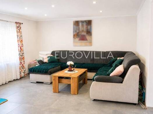 Haus zum Kauf 123.000 € 3 Zimmer 157 m² Otok Otok