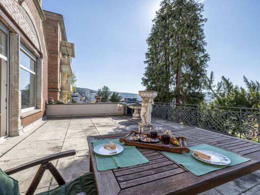 Haus zum Kauf 2.980.000 € 21 Zimmer 640 m² 1.070 m² Grundstück Mitte Stuttgart 70184