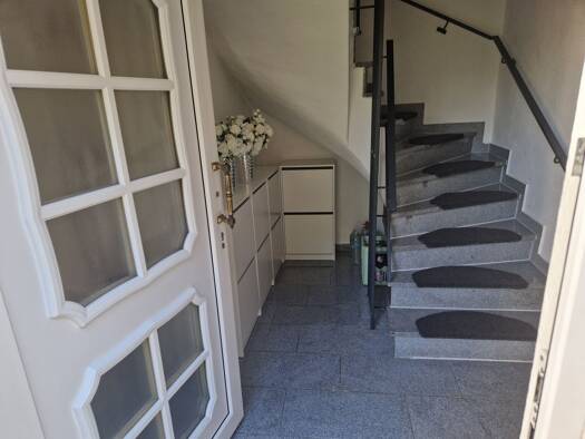 Einfamilienhaus zur Miete 650 € 4 Zimmer 78 m² frei ab sofort Gindorf Grevenbroich 41517
