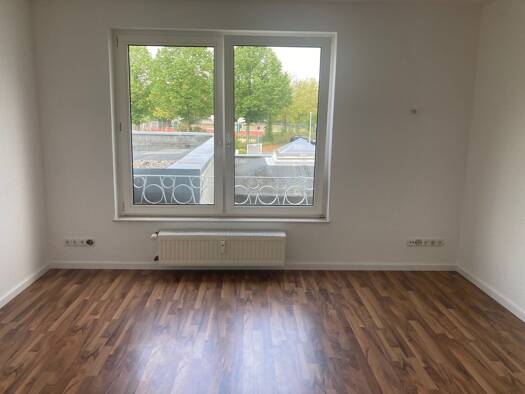 Wohnung zur Miete 395 € 1 Zimmer 32 m² frei ab sofort Holt Nord 41069