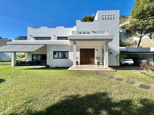 Chalet zum Kauf 2.850.000 € 6 Zimmer 381 m² 1.086 m² Grundstück Málaga 29018