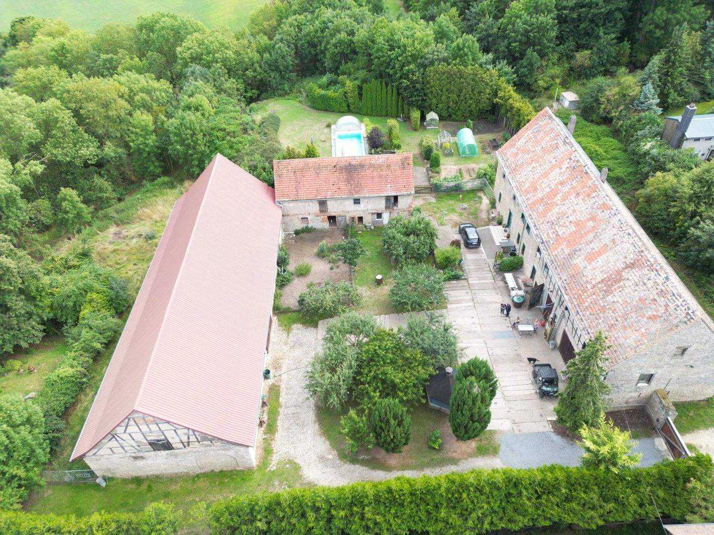 Immobilie in Ilmtal-Weinstraße - Ländlicher Charme mit Lebensqualität auf höchstem Niveau - Bild 2