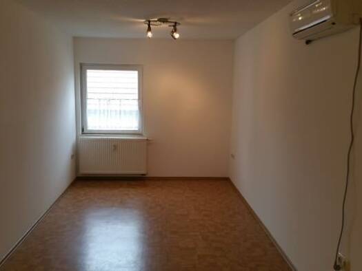 Wohnung zur Miete 499 € 3,5 Zimmer 58 m² Geschoss 1/2 frei ab sofort Astheim Volkach 97332